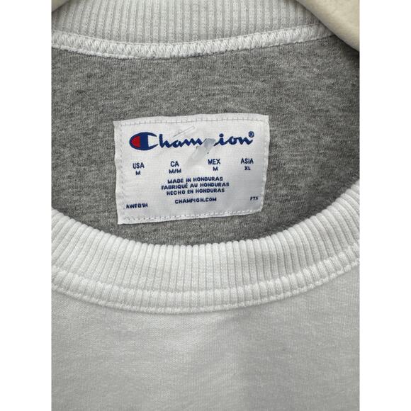 Champion White Crewneck Sweatshirt Classic Logo Pullover Fleece Size Medium - Picture 2 of 6